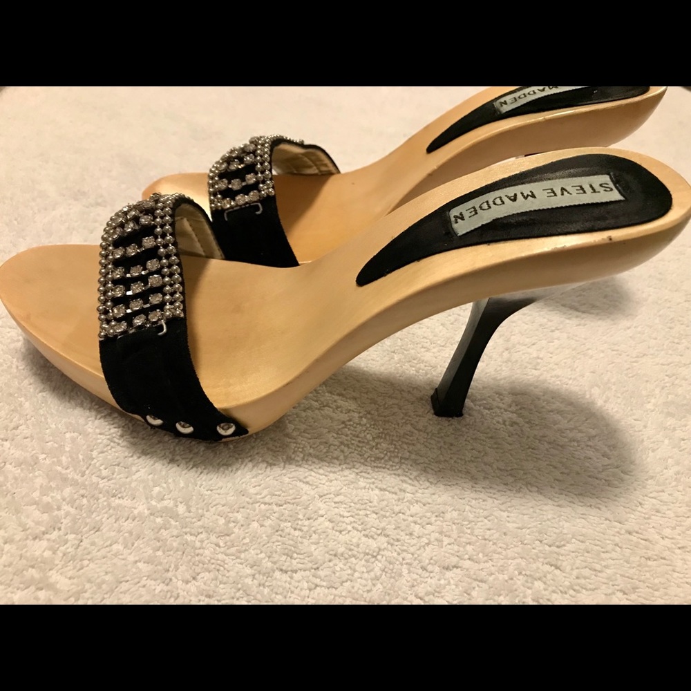 Almost Brand New Heels By STEVE MADDEN - box 24 - Picture 2 of 5